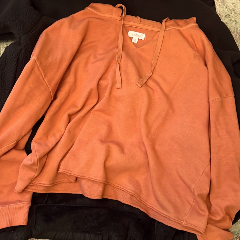 Sweatshirt